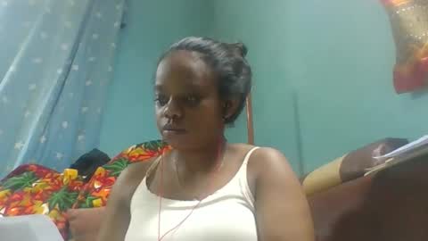 Snapshot of larissa645771 chatting on 04/15/26, 06:04 larissa645771 online show from 04/15/26, 06:04