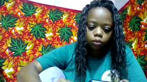 Snapshot of larissa645771 chatting on 05/25/26, 04:18 larissa645771 online show from 05/25/26, 04:18