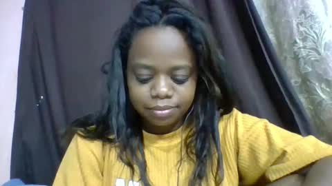 Snapshot of larissa645771 chatting on 06/05/26, 07:30 larissa645771 online show from 06/05/26, 07:30
