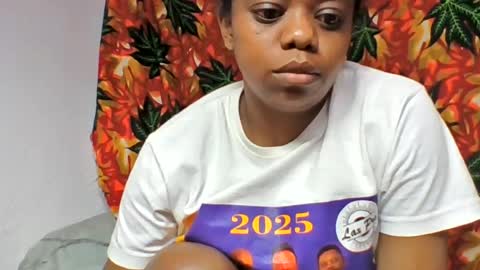 larissa645771 online show from 07/28/26, 05:12