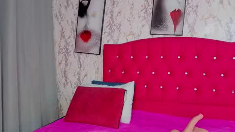 Snapshot of larissa_antonella chatting on 02/07/26, 04:16 larissa_antonella online show from 02/07/26, 04:16
