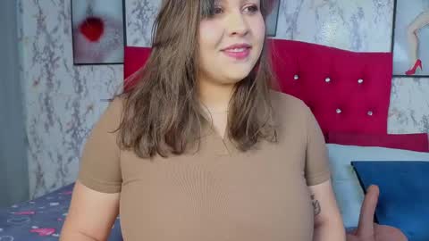 Snapshot of larissa_antonella chatting on 05/24/26, 04:06 larissa_antonella online show from 05/24/26, 04:06