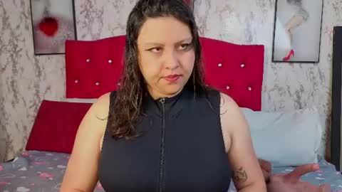 larissa_antonella online show from 07/05/26, 03:56