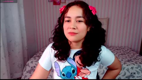 Larissas online show from 01/31/25, 01:11