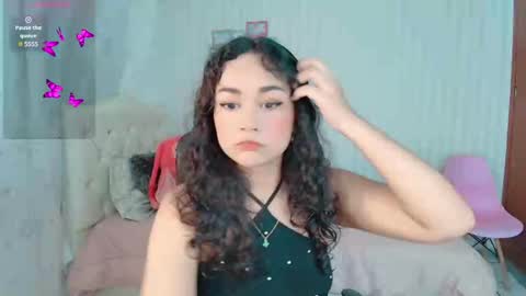 Snapshot of larissalove_doll chatting on 10/06/25, 08:50 Larissas online show from 10/06/25, 08:50