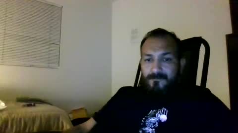 Snapshot of larrabee13 chatting on 07/24/26, 06:22 The Only Larrabee online show from 07/24/26, 06:22