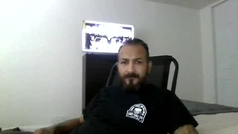 Snapshot of larrabee13 chatting on 07/27/26, 12:28 The Only Larrabee online show from 07/27/26, 12:28