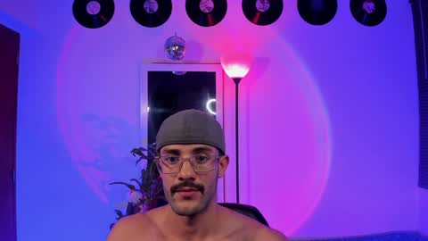 larry_stewart online show from 01/07/25, 03:24