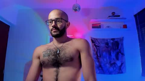 larry_stewart online show from 11/17/25, 01:28