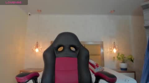  MIA  online show from 12/07/24, 12:24