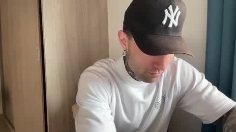 larsskeet online show from 06/09/26, 05:57