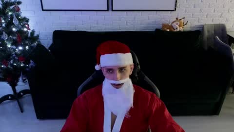 Snapshot of larstar01 chatting on 12/26/24, 02:01 Lars online show from 12/26/24, 02:01