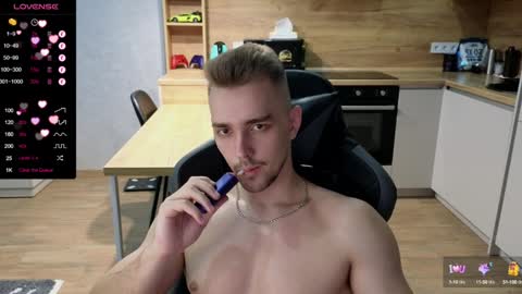 Snapshot of larstar01 chatting on 01/24/25, 01:47 Lars online show from 01/24/25, 01:47