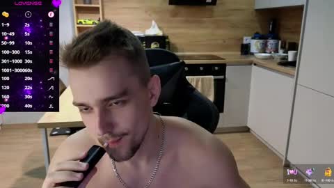 Snapshot of larstar01 chatting on 02/16/25, 07:49 Lars online show from 02/16/25, 07:49