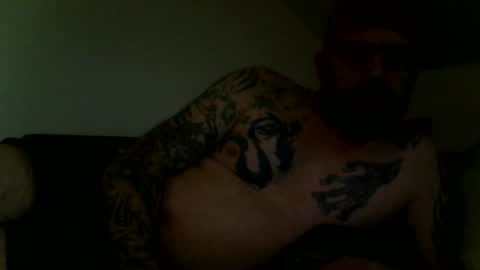 Snapshot of larsvegas1895 chatting on 12/19/24, 10:24 larsvegas1895 online show from 12/19/24, 10:24