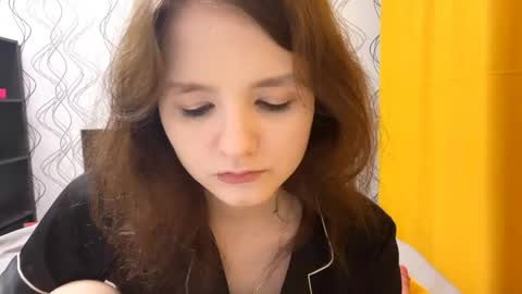 Mila online show from 06/07/26, 06:55