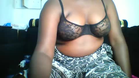 Snapshot of lasisi_ chatting on 02/02/25, 10:13 Lasisi online show from 02/02/25, 10:13