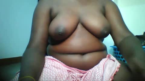 Snapshot of lasisi_ chatting on 02/08/25, 11:55 Lasisi online show from 02/08/25, 11:55
