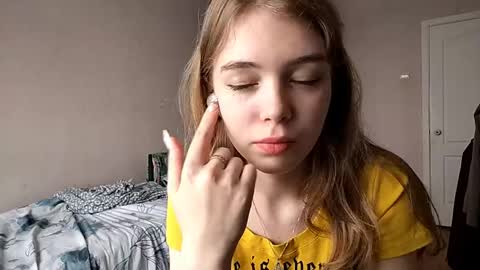Snapshot of lateshastarnaud chatting on 06/01/26, 06:04 Linet online show from 06/01/26, 06:04