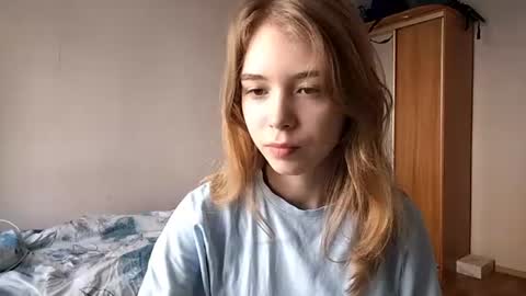 Snapshot of lateshastarnaud chatting on 06/11/26, 07:39 Linet online show from 06/11/26, 07:39