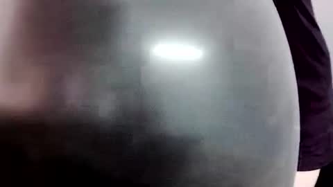 Snapshot of latexchris77 chatting on 03/14/26, 10:42 latexchris77 online show from 03/14/26, 10:42