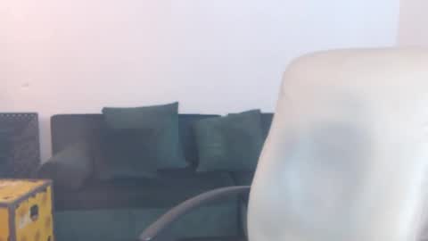 Snapshot of latexgoddesss chatting on 09/29/25, 05:40 Jade online show from 09/29/25, 05:40