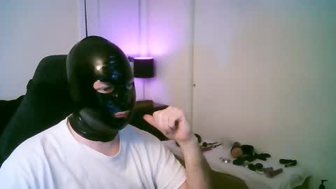 Snapshot of latexminheadroom chatting on 01/09/26, 11:06 latexminheadroom online show from 01/09/26, 11:06