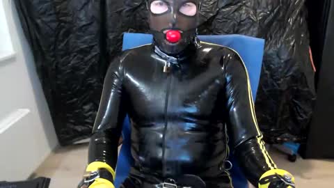 latexslaafboy online show from 12/10/24, 07:05