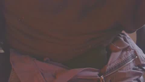 Snapshot of latil chatting on 10/18/25, 07:42 joseph online show from 10/18/25, 07:42