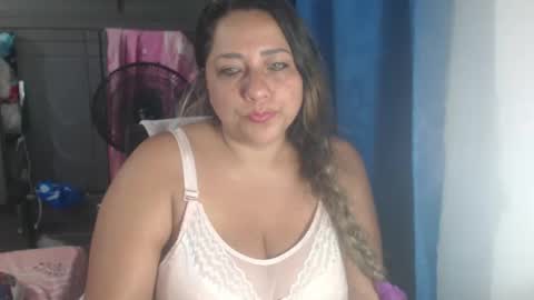 latin_big_boobs online show from 05/13/26, 11:11