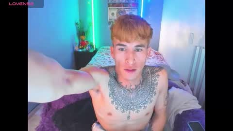 Snapshot of latin_boysxxx_ chatting on 03/11/26, 02:06 latin_boysxxx_ online show from 03/11/26, 02:06
