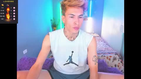 Snapshot of latin_boysxxx_ chatting on 03/14/26, 10:59 latin_boysxxx_ online show from 03/14/26, 10:59