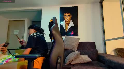 Snapshot of latin_couple77 chatting on 03/07/25, 01:42 Sara y Andy online show from 03/07/25, 01:42