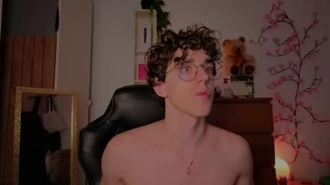  Free OF online show from 06/04/26, 03:12