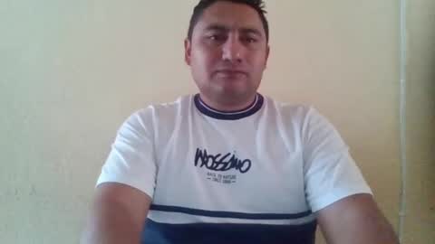 Snapshot of latin_man18 chatting on 02/15/25, 06:44 latin_man18 online show from 02/15/25, 06:44