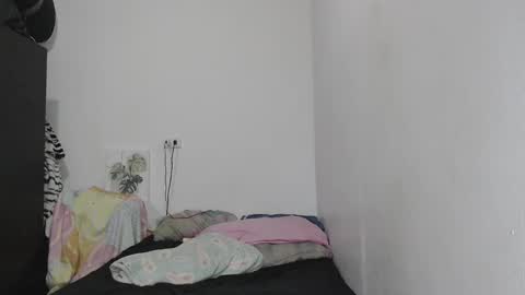 Snapshot of latin_meg chatting on 12/06/24, 01:07 M E G A N online show from 12/06/24, 01:07