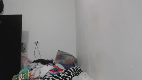 Snapshot of latin_meg chatting on 12/11/24, 08:18 M E G A N online show from 12/11/24, 08:18