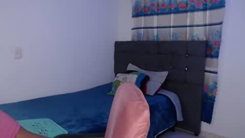 karen online show from 06/24/26, 11:42