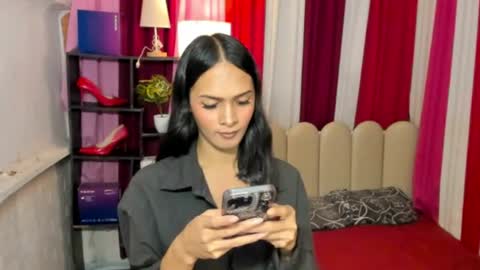 Snapshot of latina_asian chatting on 06/13/26, 07:39 Latina Asian online show from 06/13/26, 07:39