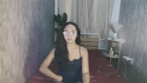 latina_kia online show from 01/17/26, 02:05