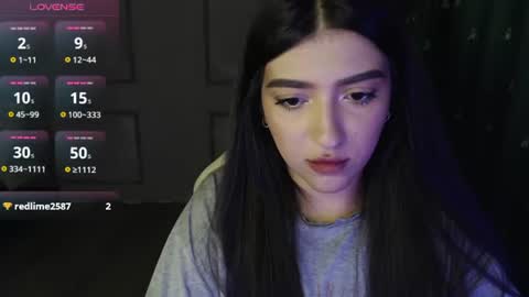 miiiiiiaaaa online show from 07/27/26, 06:15