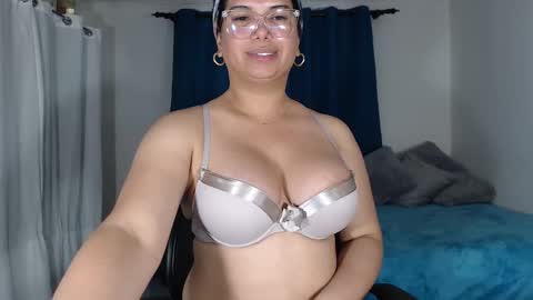 FLOR SALVAJE online show from 01/16/25, 03:34