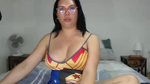 FLOR SALVAJE online show from 05/09/26, 04:28