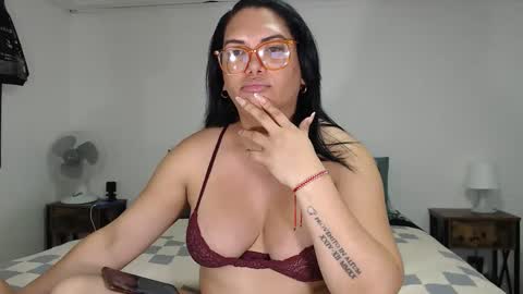 FLOR SALVAJE online show from 05/27/26, 01:57