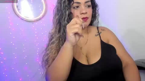 latinamav22 online show from 07/28/26, 10:53