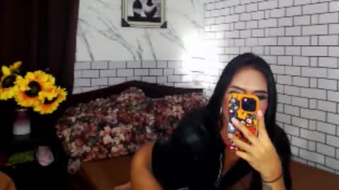 Snapshot of latinatshugecock chatting on 09/09/25, 05:01 Cha online show from 09/09/25, 05:01