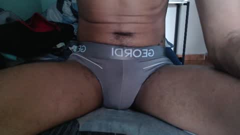 latinbigcrazy online show from 06/19/26, 04:22