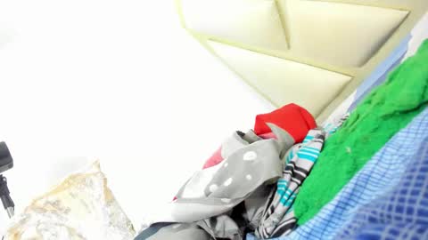 Snapshot of latinebonyts chatting on 09/22/25, 01:51 latinebonyts online show from 09/22/25, 01:51