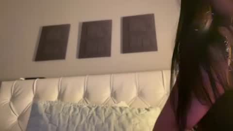 Hi -  online show from 07/11/26, 05:21