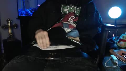 latinlover513 online show from 02/19/25, 10:34